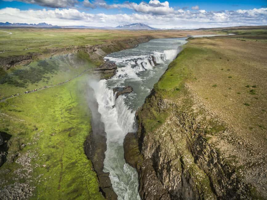 From Reykjavik: Golden Circle and Secret Lagoon Day Tour - Þingvellir National Park: Parliament Grounds and the Silfra Fissure