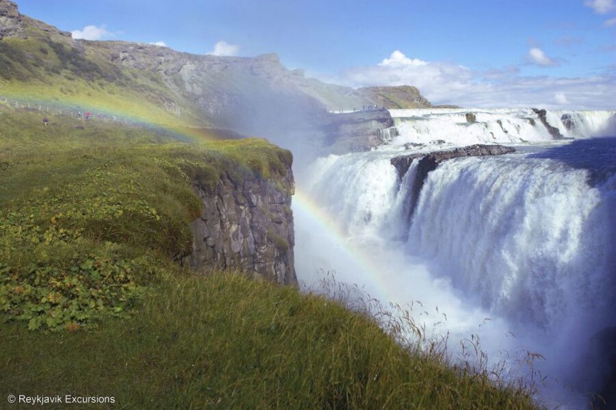 From Reykjavik: Golden Circle Guided Tour & Sky Lagoon Visit - Geysir geothermal area: watching eruptions is the real show