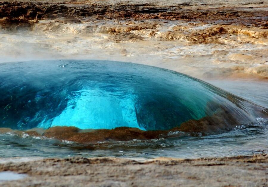 From Reykjavik: Golden Circle & Secret Lagoon Guided Tour - Guides and comfort: why the names you hear matter