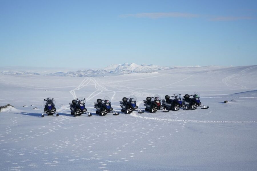 From Reykjavik: Golden Circle Super Jeep & Snowmobiling Tour - Snowmobiling on Langjökull: the 1-hour rush you’ll remember