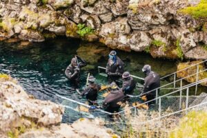 From Reykjavík: Golden Circle Tour and Silfra Snorkeling - Þingvellir National Park: Where the Plates Pull Apart