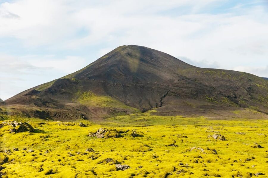 From Reykjavík: Golden Circle Tour and Silfra Snorkeling - Geysir Geothermal Area: Hot Springs That Don’t Wait