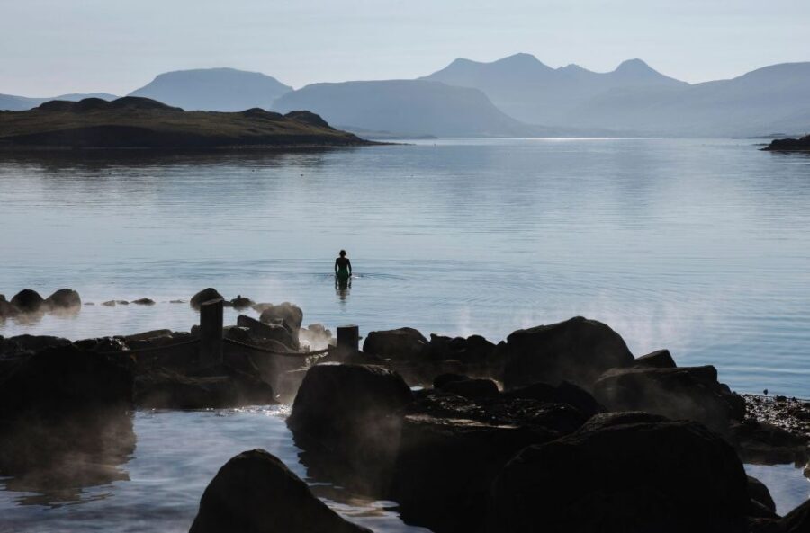 From Reykjavik: Hvammsvík Hot Spring with Transportation - Walking outside in Iceland: the small details that change your comfort