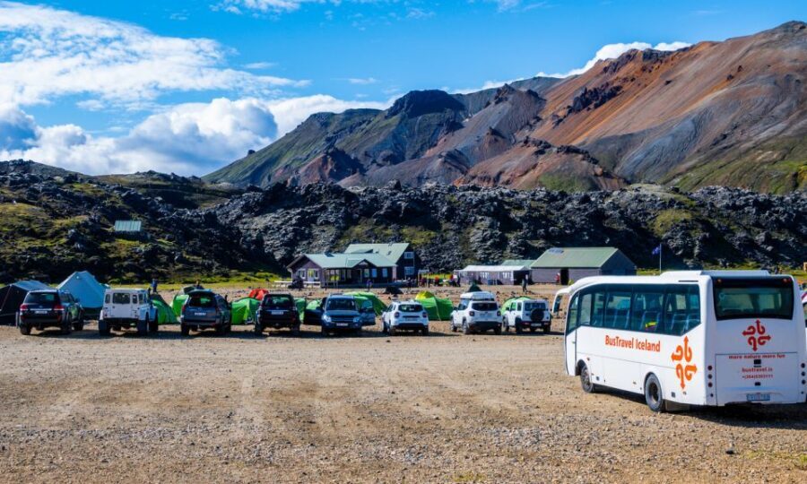 From Reykjavik: Landmannalaugar & Háifoss Waterfall Tour - Photo-stop geology: Hnausapollur and the turquoise crater lake