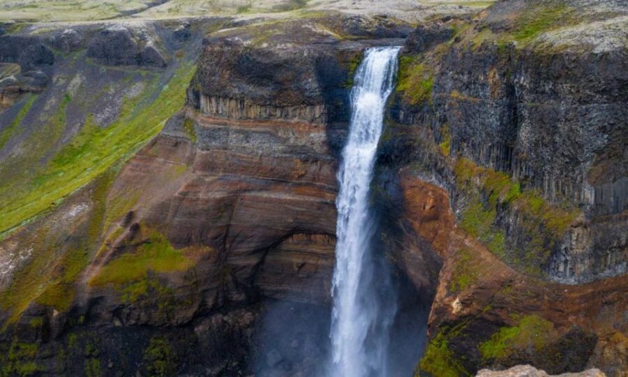 From Reykjavik: Landmannalaugar & Háifoss Waterfall Tour - Soaking in geothermal pools: why the timing matters