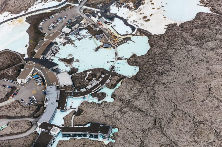 From Reykjavik: New Volcanic Area Helicopter Tour - Geldingadalir and Fagradalsfjall: the newest eruption fields in one sweep