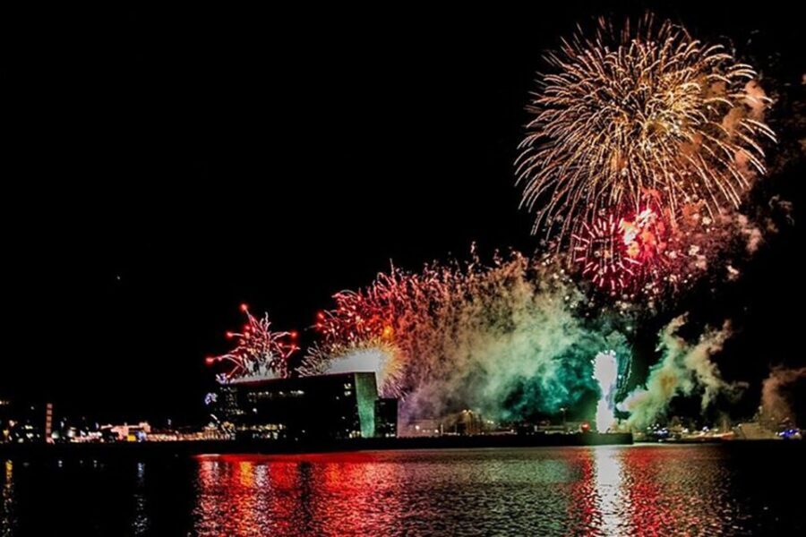 From Reykjavik: New Years Fireworks by Boat - The Faxaflói Bay Coastline Views That Make It Worth It