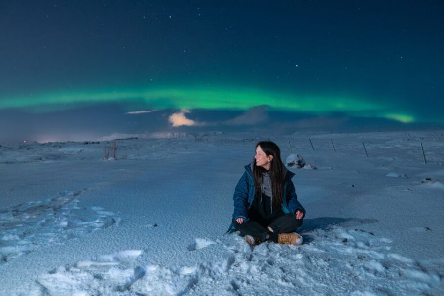 From Reykjavik: Northern Lights Guided Tour with Photos - Warm Drinks, Blankets, and the Comfort You’ll Really Use