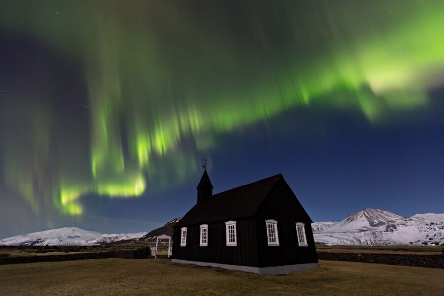 From Reykjavik: Northern Lights Hunt Super Jeep Tour - Northern Lights hunt from Reykjavík, powered by a super jeep