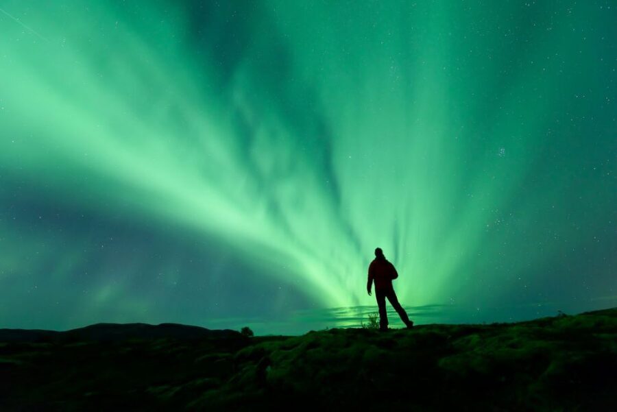 From Reykjavik: Northern Lights Tour - The Drive Out: Wi-Fi, Briefing Time, and Setting Expectations