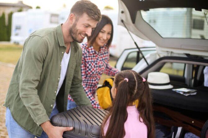 From Reykjavik: Private Transfer to KEF Airport in Iceland - Price and value: when $234.57 makes sense