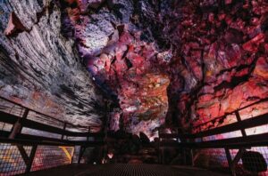 From Reykjavik: Raufarhólshellir Lava Tunnel by Bus - The Bus Ride: Equipment Time, Comfort, and WiFi