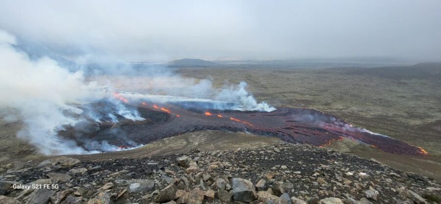 From Reykjavik: Reykjanes Geopark Tour and Sky Lagoon Visit - The lava field hike: how the newer eruptions shape the walk