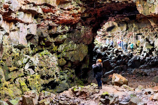 From Reykjavík: The Lava Tunnel tour with Round-trip Transfer - Key points to know before you go