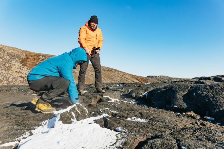 From Reykjavík: Volcanoes and Blue Lagoon Day Trip - Blue Lagoon Comfort Package: What the Included Perks Mean in Real Time