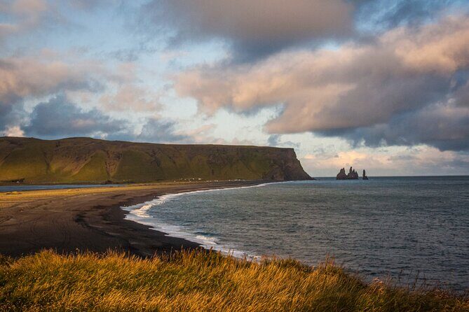 Full Day South Coast to Vík - Guided Tour - Skógafoss: 400 steps for big sea-to-plain views