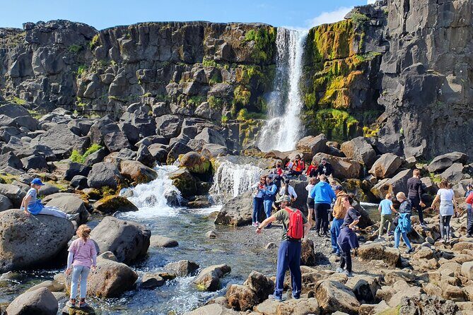German-speaking Private Golden Circle Tour - Laugarvatn hot springs and bread-baking with geothermal heat