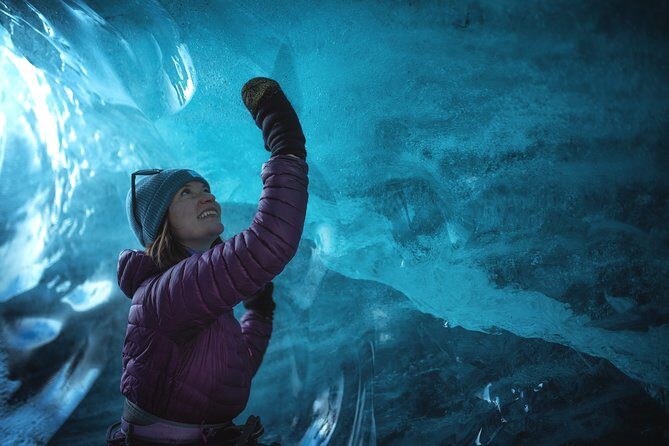 Glacier and Ice Cave Private Photoshoot - 15 Shot Photo Package - Photos in your inbox: edits, timing, and what you receive