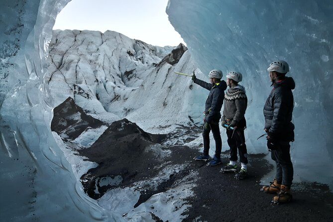 Glacier Hike and South Iceland Sightseeing from Reykjavik - Pickup, transit, and the Reykjavik traffic reality