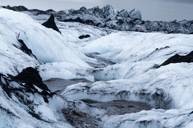 Glacier Hike Experience on Sólheimajökull - Meet on location - Sólheimajökull glacier hike: why this ice feels so close