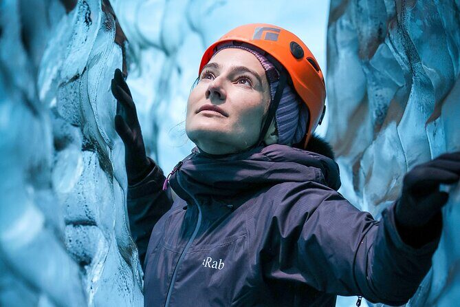Glacier Hike + Ice Cave Adventure with Professional Photos - The guide makes a difference: Kristoff’s role in the experience