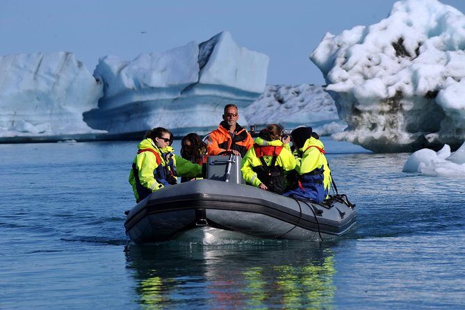 Glacier Lagoon & South Coast. Private Day Tour