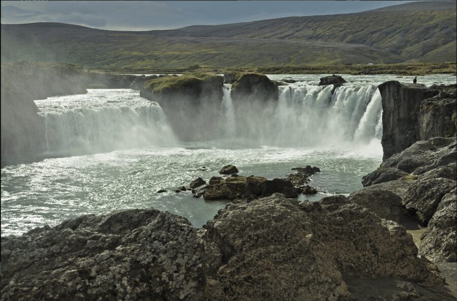 Godafoss Express Classy Round Trip Multiple Drop Off Choice - Who this tour suits best (and who should consider alternatives)