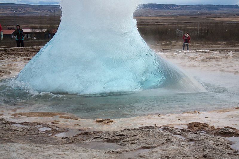 Golden Circle and ATV: Full-Day Combo Tour from Reykjavík - Gullfoss Waterfall: A 32-Meter Drop With Rainbow Potential