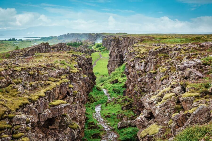 Golden Circle and Kerið Crater Small Group Tour - The Golden Circle circuit works best with a small group bus