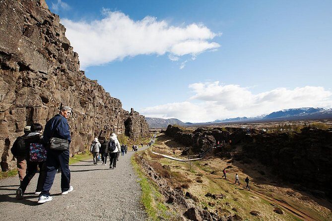 Golden Circle Classic Day Tour from Reykjavik - Guide, Driver, and Pace: The Difference Between Seeing and Getting It
