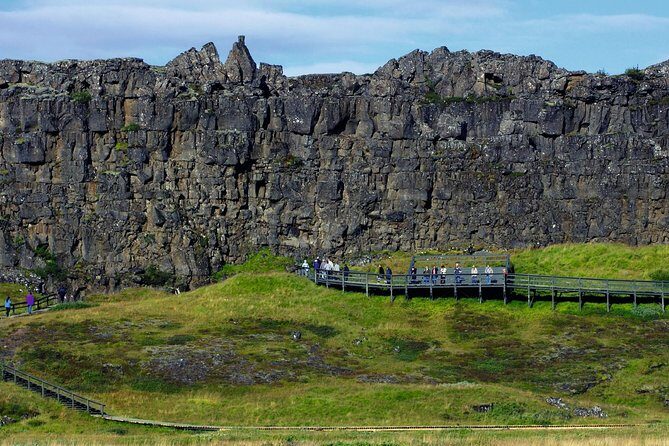 Golden Circle Day Trip with Fridheimar Greenhouse visit from Reykjavik - Þingvellir National Park: walking between two continents