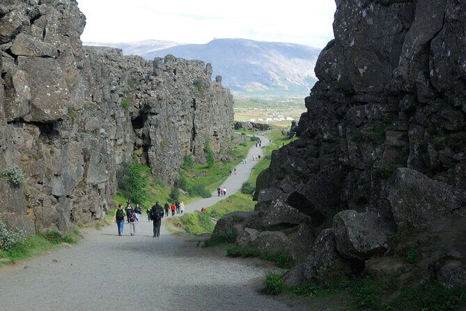 Golden Circle German-speaking small group tour from Reykjavík - Efsti-Dalur II ice cream and a window into farm life