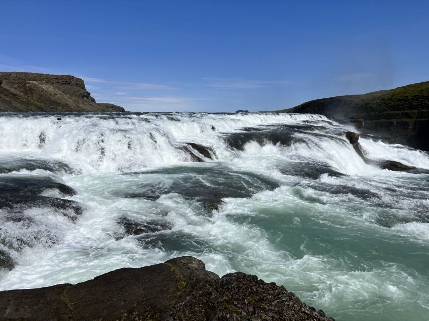 Golden circle, hot spring bakery, tomato farm private tour - Lunch near Geysir: one hour to eat, rest, and reset