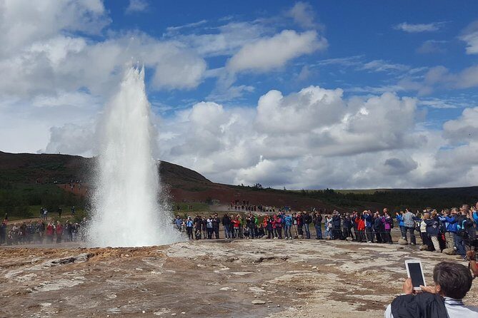 Golden Circle. Private Day Tour from Reykjavik - Haukadalur geothermal valley: timing Strokkur without the stress