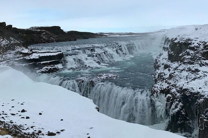 Golden Circle & Secret Lagoon & Friðheimar (lunch included) - PRIVATE TOUR - Why the private small-group format makes a difference