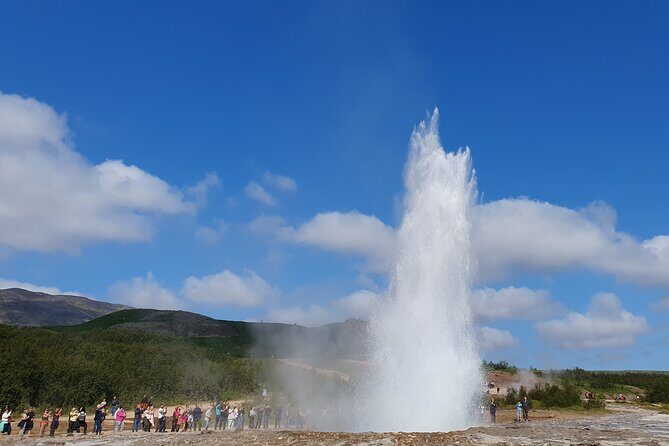 Golden Circle - Shore Excursion from Reykjavik in Minibus, English - Key Points at a Glance