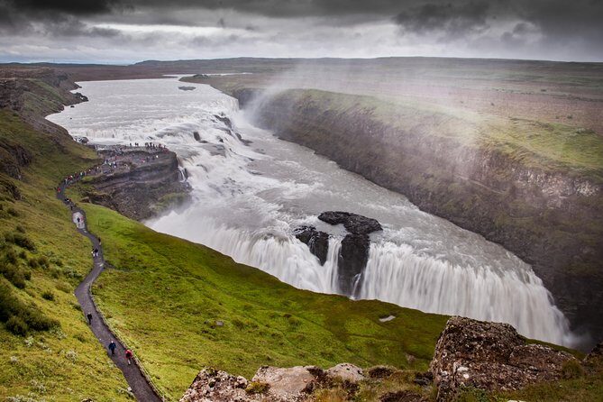 Golden Circle Small-Group Afternoon Tour from Reykjavik - Guides and the Small-Group Advantage (19 People Max)