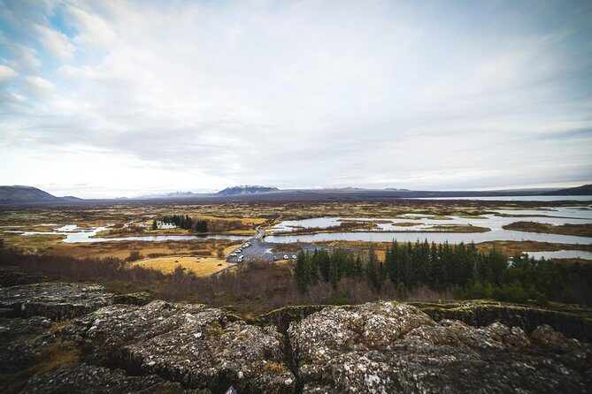 Golden Circle Small-Group Afternoon Tour from Reykjavik - Comfort on the Minibus and How to Survive Iceland Weather