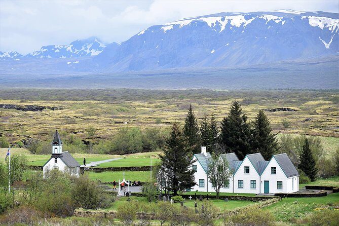Golden Circle & Snorkeling in Silfra From Reykjavík with Free Photos - Small Group Energy: From Stories to Safety Drills