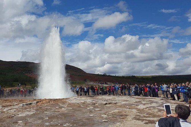 Golden Circle & South Coast. Private Day Tour - Haukadalur Geothermal Valley and the Strokkur Show