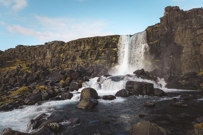 Golden Circle Tales, Tomato Farm & Kerid – Small Group from RVK - Gullfoss: thundering power with a controlled amount of time
