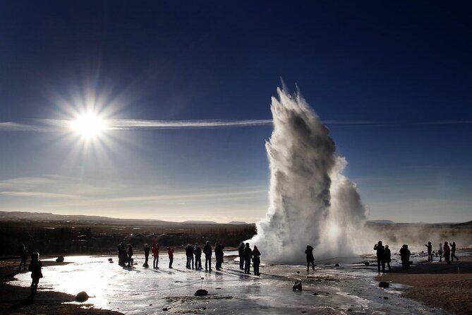 Golden Circle Tales, Tomato Farm & Kerid – Small Group from RVK - Price and logistics: what you gain with hotel pickup from Reykjavik