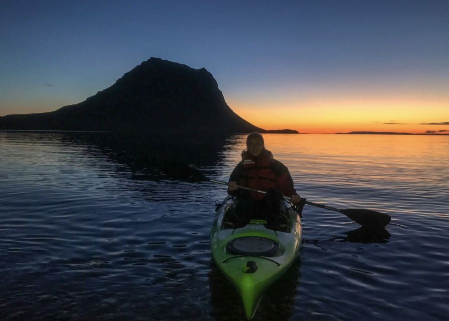 Grundarfjörður: Midnight Sun Kayaking Adventure - Back on deck: hot beverage after the paddle