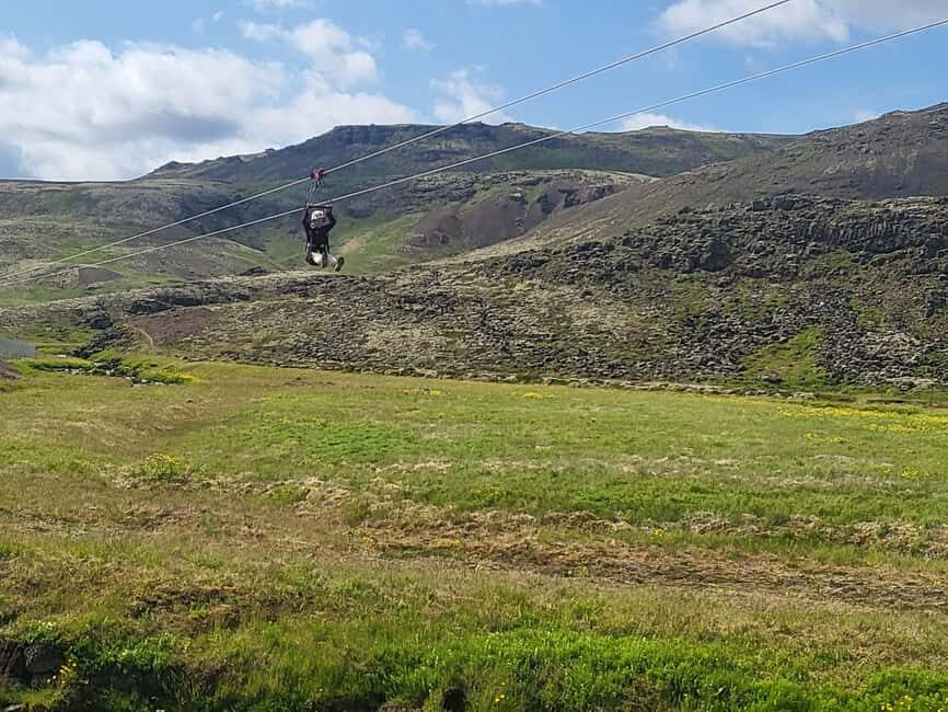 Hveragerdi: Mega Zipline Experience - The 15-minute viewpoint hike in Black Canyon