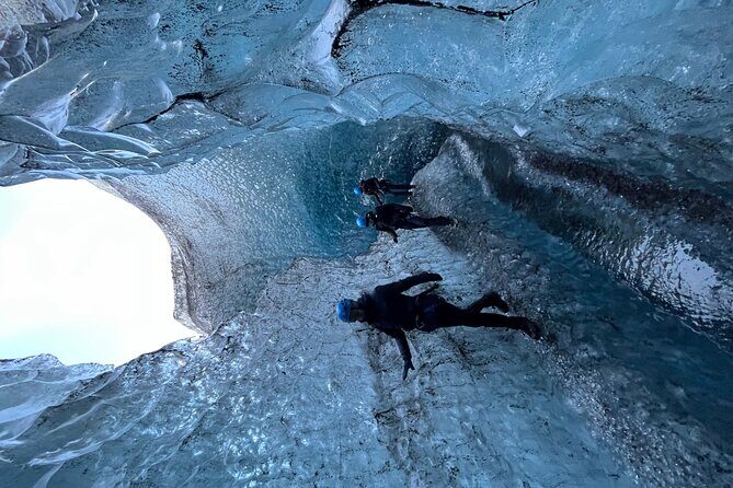 Ice Cave and Glacier Exploration Tour of Vatnajökull from Jökulsárlón - When Weather Turns the Dial: Wind, Rain, and How to Dress Smart