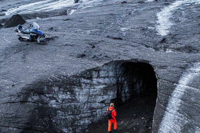 Ice Cave and Snowmobile Tour from Gullfoss - The Super Truck ride: time in the vehicle and what you’ll notice