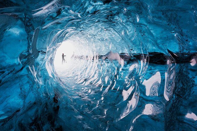 Ice Cave Tour in the National Park of Vatnajökull - The Route: Jökulsárlón, Skaftafell, and the Drive Into Glacier Country