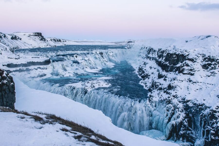 Iceland 3-Day Tour Golden Circle, Glacier Lagoon, & Ice Cave - What to bring (so you’re comfortable in ice and wind)
