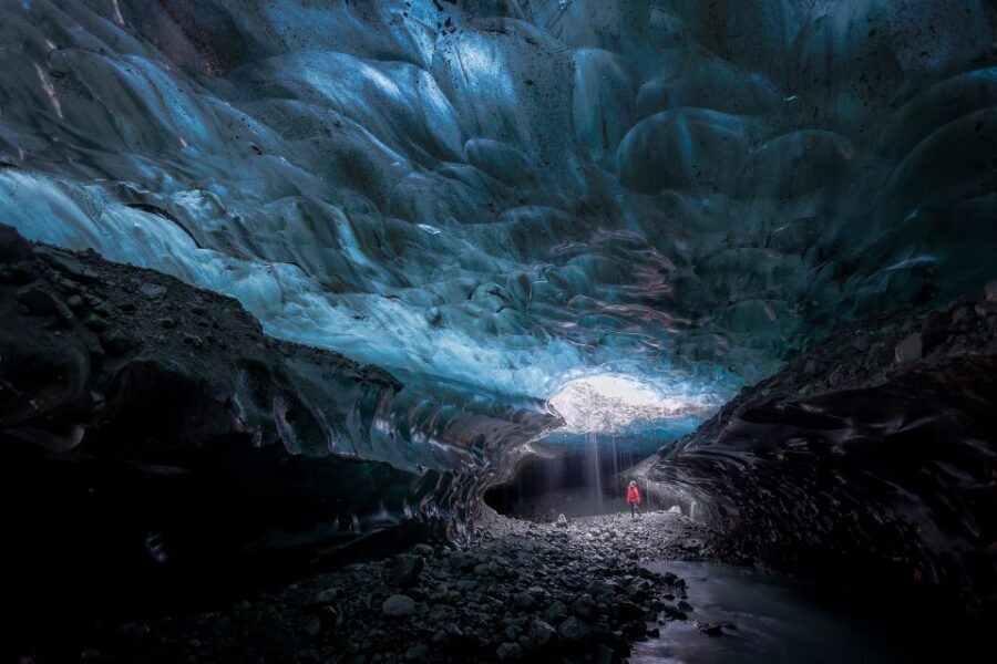 Iceland: Ice Cave Captured with Professional Photos - Key highlights that matter on the ground