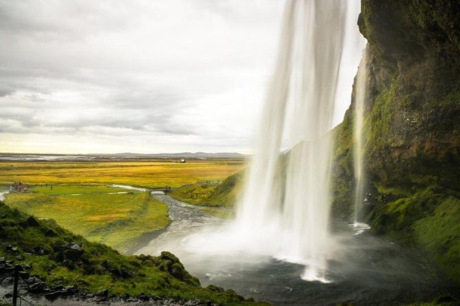 Jökulsarlón Glacier Lagoon Tour - Seljalandsfoss: walking behind the waterfall for real perspective
